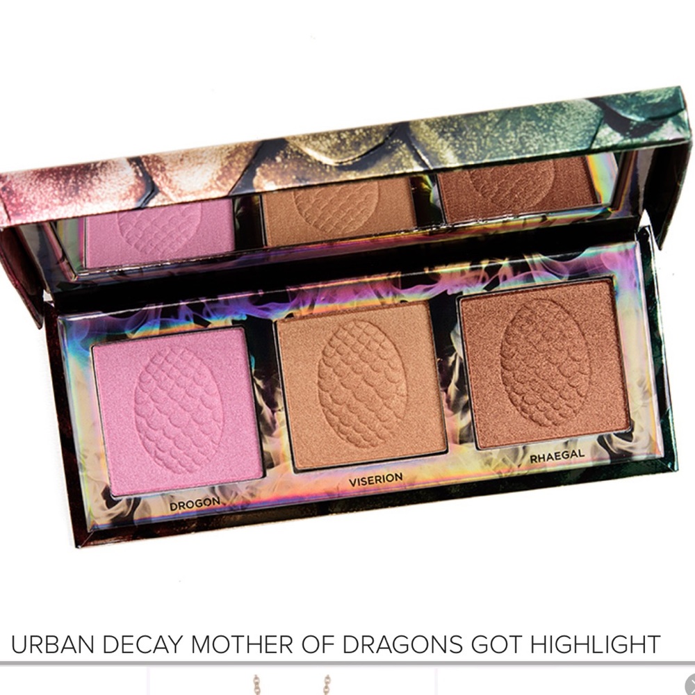 Urban Decay Mother of Dragons Highlighter Palette
